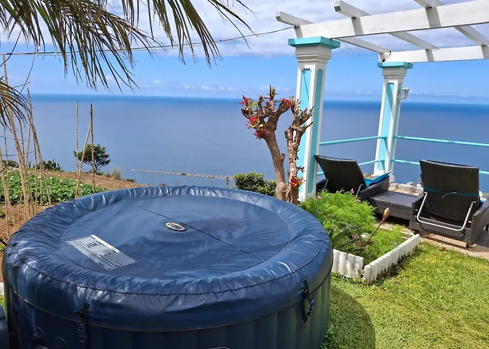 Casa D'alegria Madeira Island Feriehus *